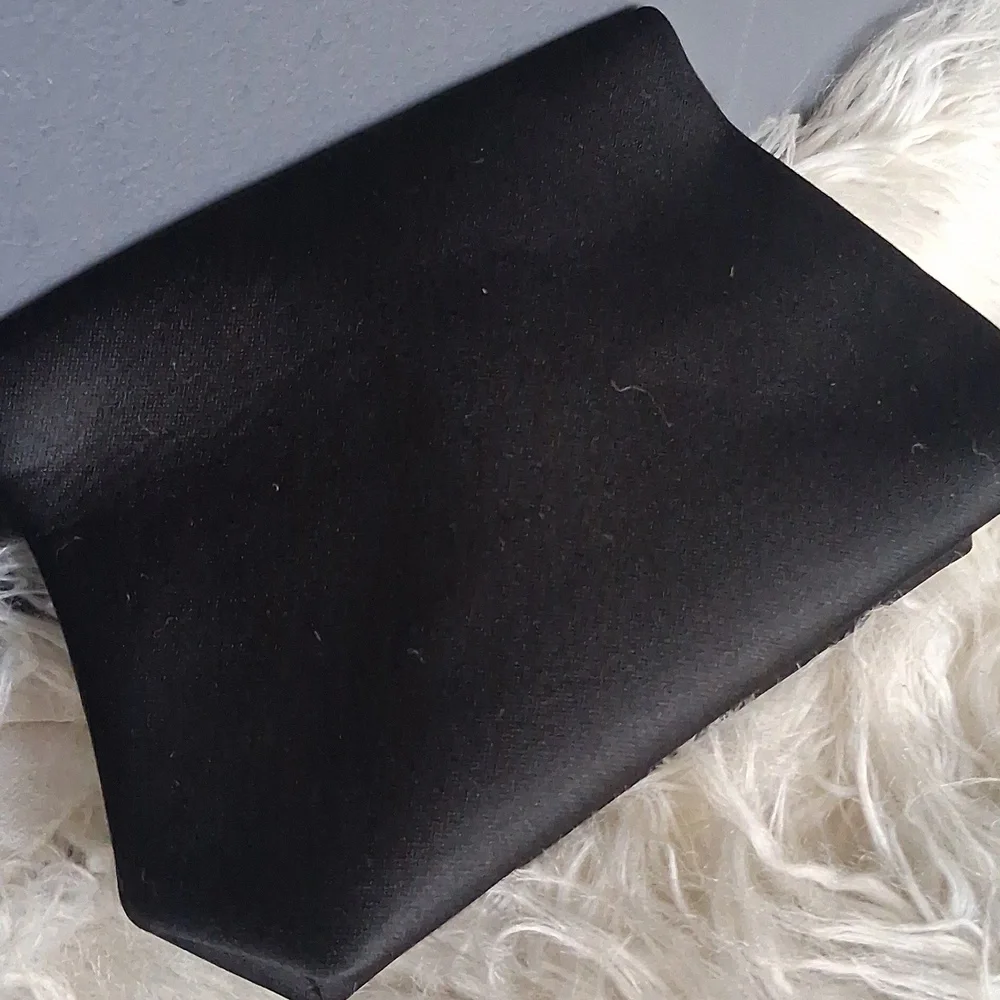 Skims Cosmetic Bag